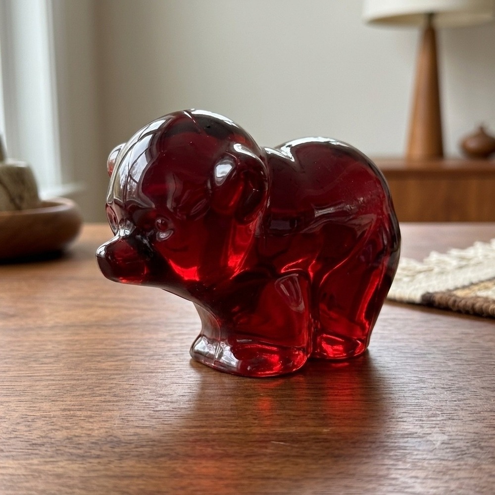 Vtg Viking Glass Ruby Red Baby Bear Paperweight Figurine 487 New Martinsville